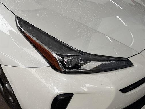 2019 Toyota Prius XLE