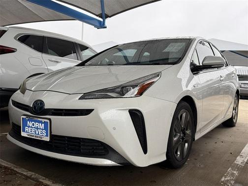 2019 Toyota Prius XLE