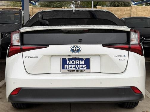 2019 Toyota Prius XLE