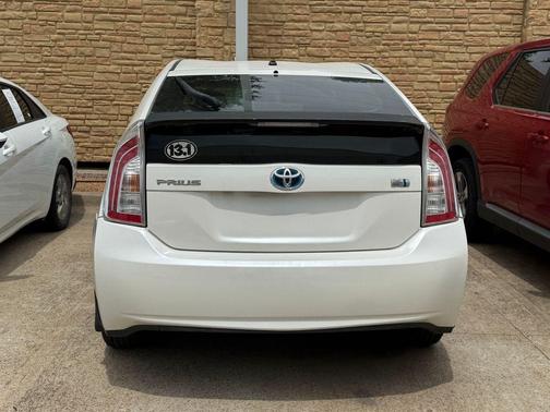 Blizzard Pearl 2012 Toyota Prius Two