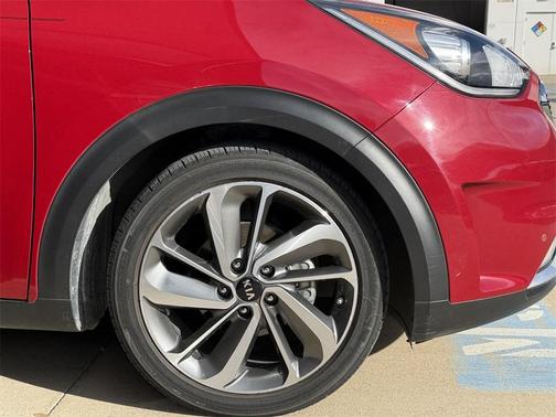 2017 Kia Niro Touring