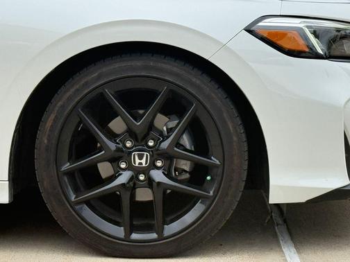 Platinum White Pearl 2025 Honda Civic Sport