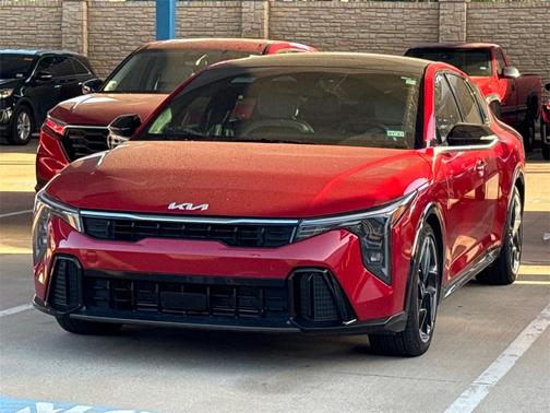 2025 Kia K4 GT-Line