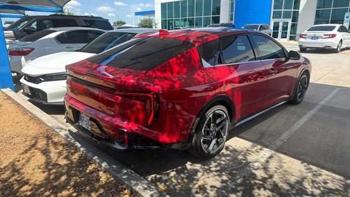 2025 Kia K4 GT-Line