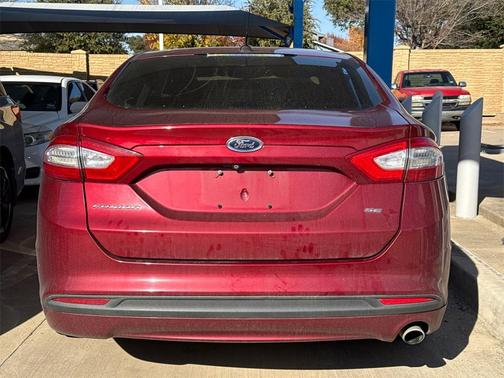 2015 Ford Fusion SE
