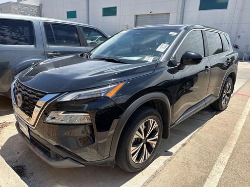 Black 2022 Nissan Rogue SV