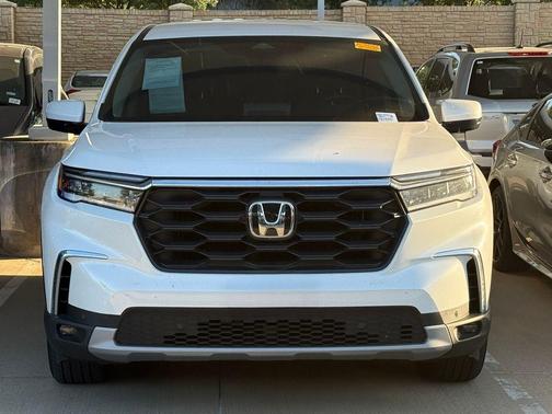 Platinum White Pearl 2025 Honda Pilot EX-L