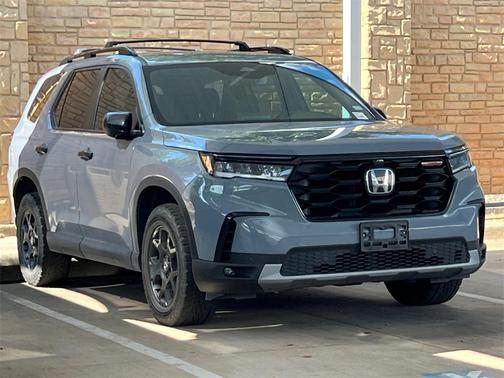 2023 Honda Pilot TrailSport