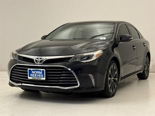 2016 Toyota Avalon XLE