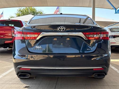 2016 Toyota Avalon XLE