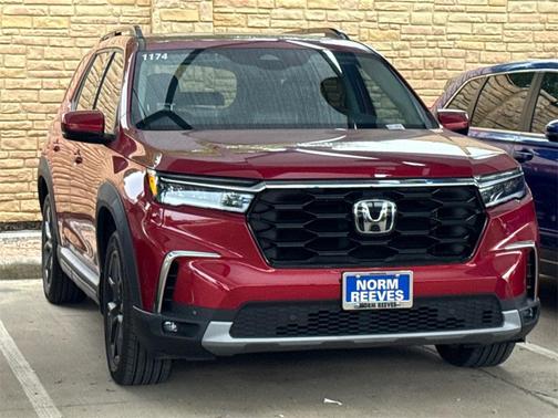 2024 Honda Pilot Touring