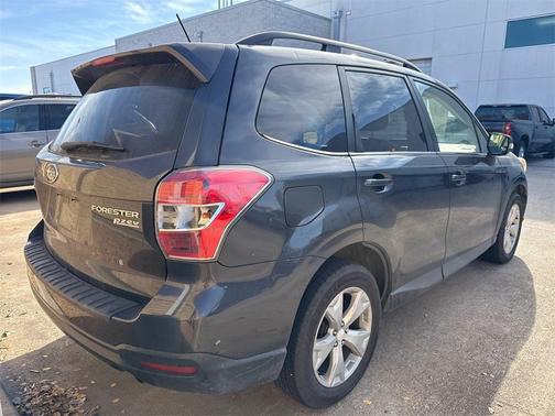 2014 Subaru Forester 2.5i Touring