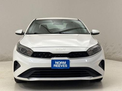 Snow White Pearl 2022 Kia Forte LXS