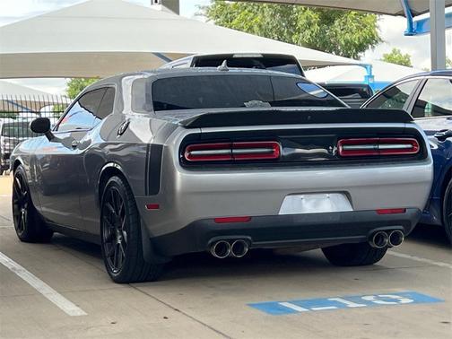 2016 Dodge Challenger R/T Scat Pack