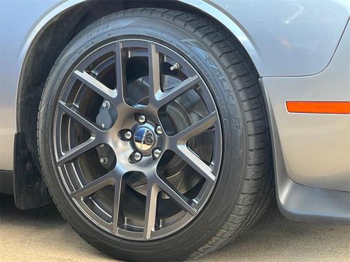 2016 Dodge Challenger R/T Scat Pack