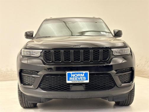 2024 Jeep Grand Cherokee Laredo