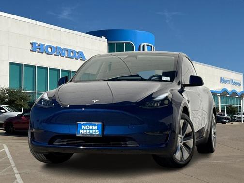 2024 Tesla Model Y Long Range