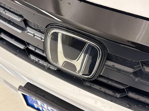 Platinum White Pearl 2026 Honda Odyssey EX-L