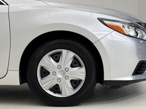 Brilliant Silver 2016 Nissan Altima 2.5 S