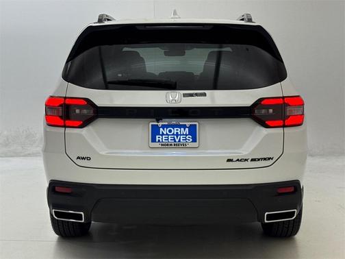 2025 Honda Pilot Black Edition