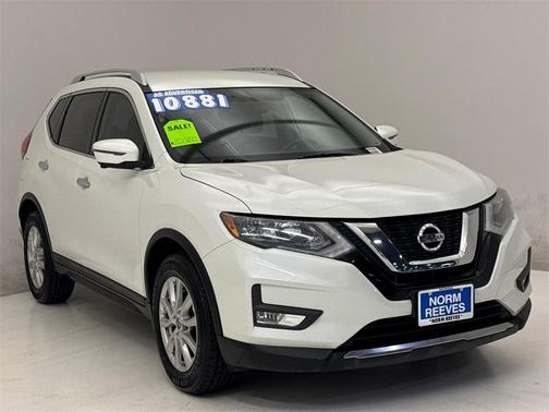 2017 Nissan Rogue SV