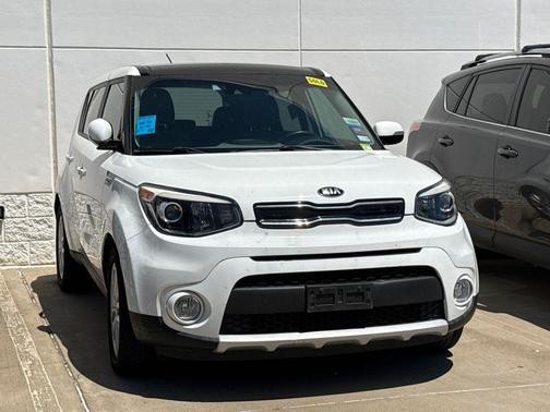 Clear White 2017 Kia Soul +