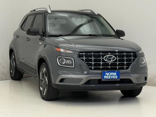 2023 Hyundai VENUE Limited