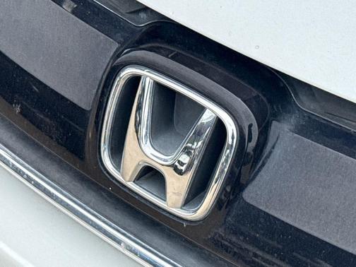 White 2017 Honda Fit EX-L