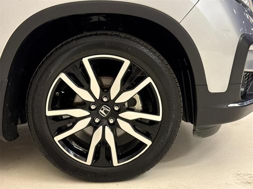 2019 Honda Pilot Touring 8-Passenger