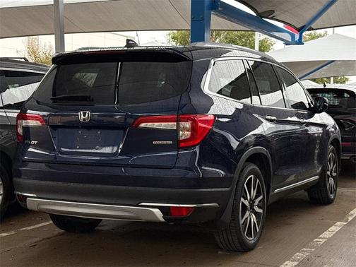 2022 Honda Pilot Touring 7-Passenger