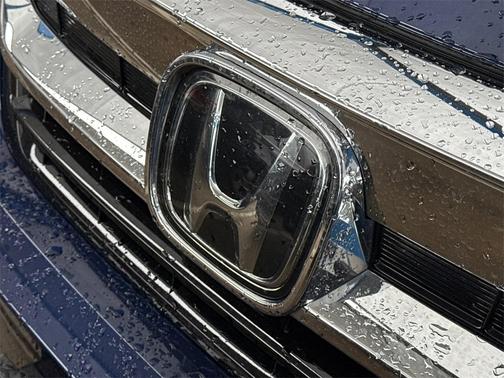 2022 Honda Pilot Touring 7-Passenger