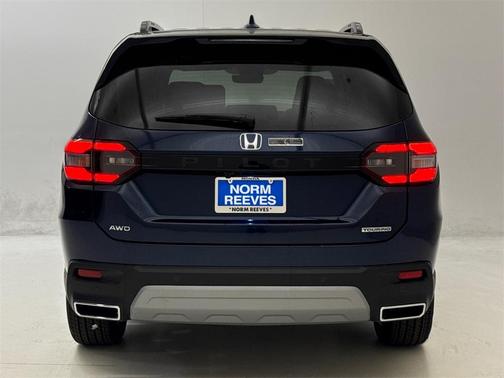 2025 Honda Pilot Touring