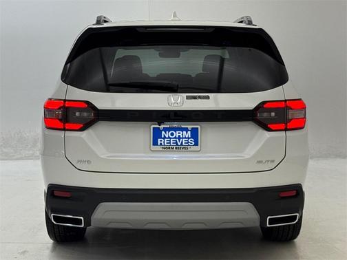 2025 Honda Pilot Elite