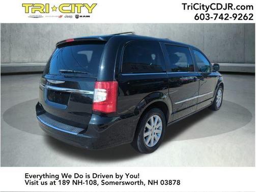 2015 Chrysler Town & Country Touring