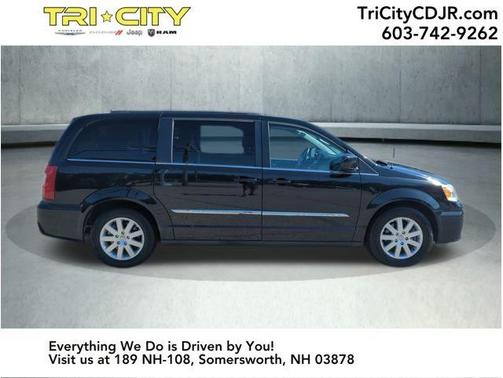2015 Chrysler Town & Country Touring