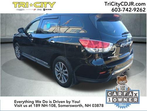 2015 Nissan Pathfinder SL