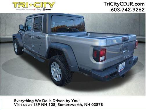 2020 Jeep Gladiator Sport