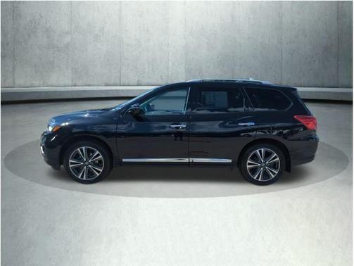 2020 Nissan Pathfinder Platinum