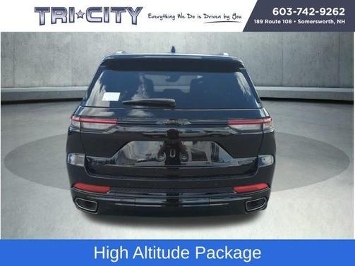 2025 Jeep Grand Cherokee Summit