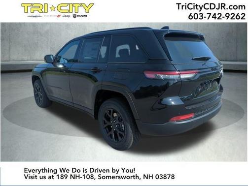 2025 Jeep Grand Cherokee Laredo