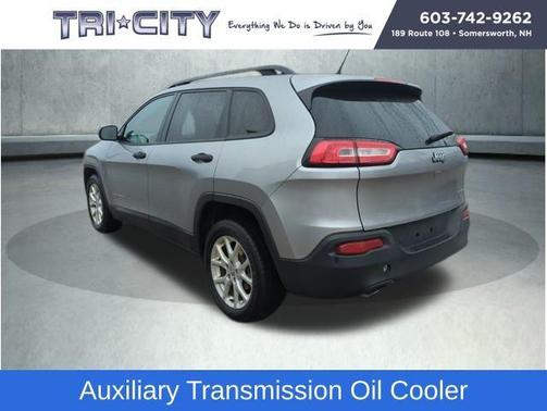 2016 Jeep Cherokee Sport