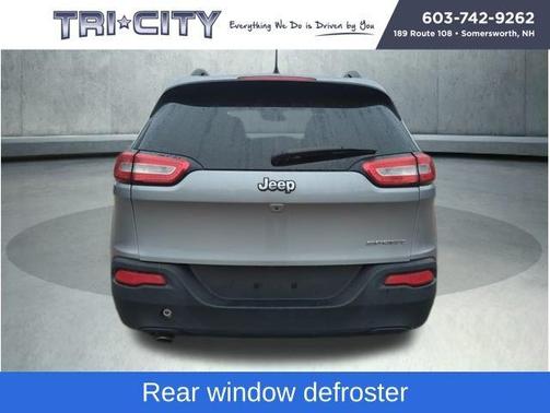 2016 Jeep Cherokee Sport