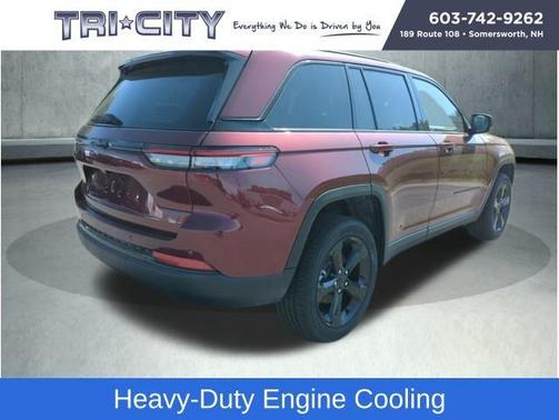 2025 Jeep Grand Cherokee Laredo