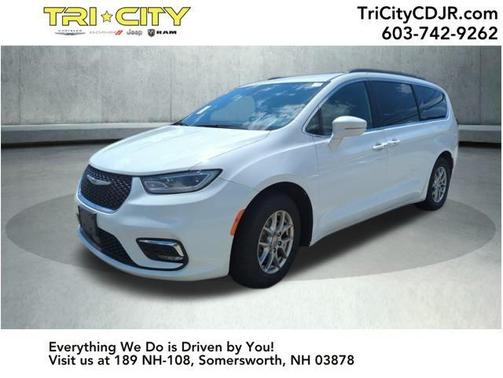 2022 Chrysler Pacifica Touring