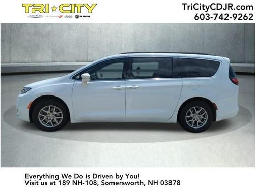 2022 Chrysler Pacifica Touring