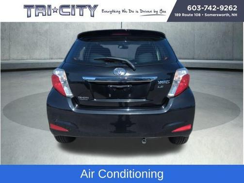 2012 Toyota Yaris LE