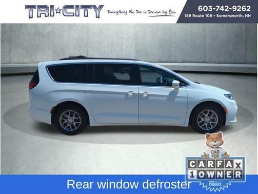 2022 Chrysler Pacifica Touring