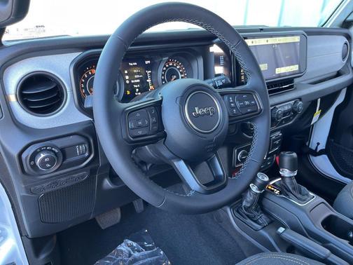 2026 Jeep Gladiator Willys 4x4