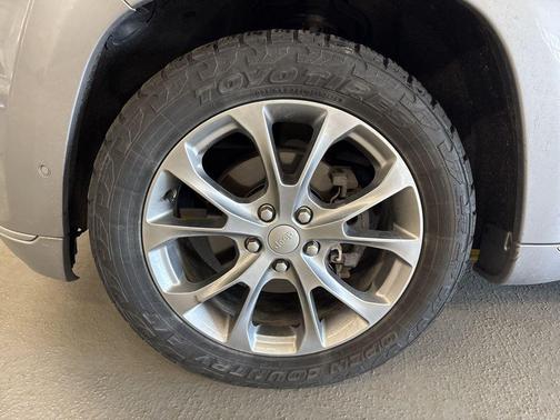 2019 Jeep Grand Cherokee Summit