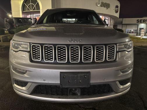 2019 Jeep Grand Cherokee Summit